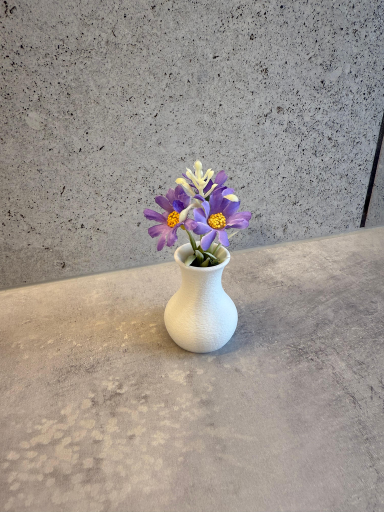 Mini-vaasje wit – subtiele fuzzy textuur