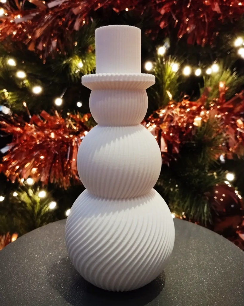 Moderne Sneeuwman – minimalistische kerstdecoratie